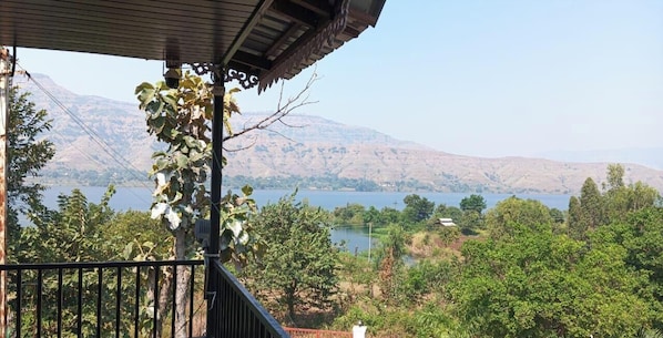 Property grounds - Divine Stay Inn Resort  (Wai)