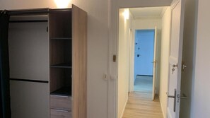 Basic Apartment, Non Smoking, Microwave | Interior - Appartement F4 proche Gare sncf (Évreux)