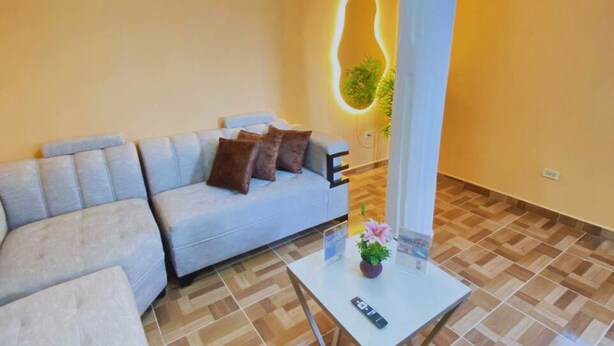 Sınıflandırılmamış resim, 19 üzerinden 1, düğme