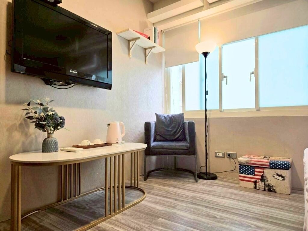 TV