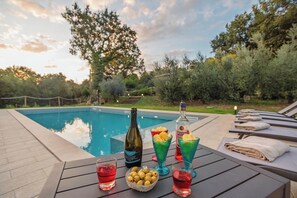 Pool - La Casa di Bianca - Five Bedroom Villa, Sleeps 9 (Giove)