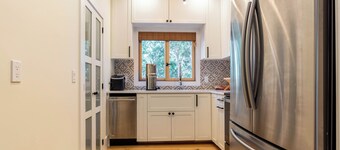Charming 1-bedroom apartment with AC in Sag Harbor