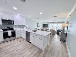 Fridge, microwave, oven, stovetop - Renovated Spacious Condo! Two Resort Pools! (Miramar Beach)