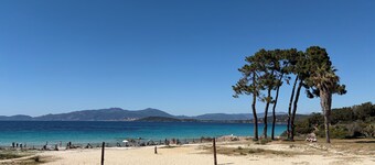 Large vacation home 15p, swimming pool and sea view of the Sanguinaires Islands