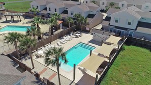 Pool - Relaxing, Pet Friendly Townhome Only One Block to The Beach W/ Heated Pool (Corpus Christi)