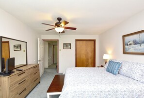 2 chambres, fer et planche Ă repasser, Wi-Fi gratuit, draps fournis