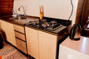 Vierbettzimmer, Gartenblick | Eigene Küche