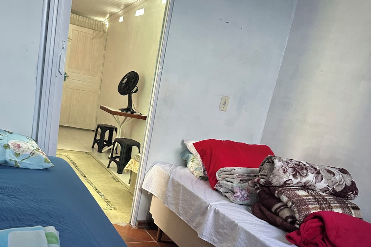 Habitació bàsica, pati hawaià