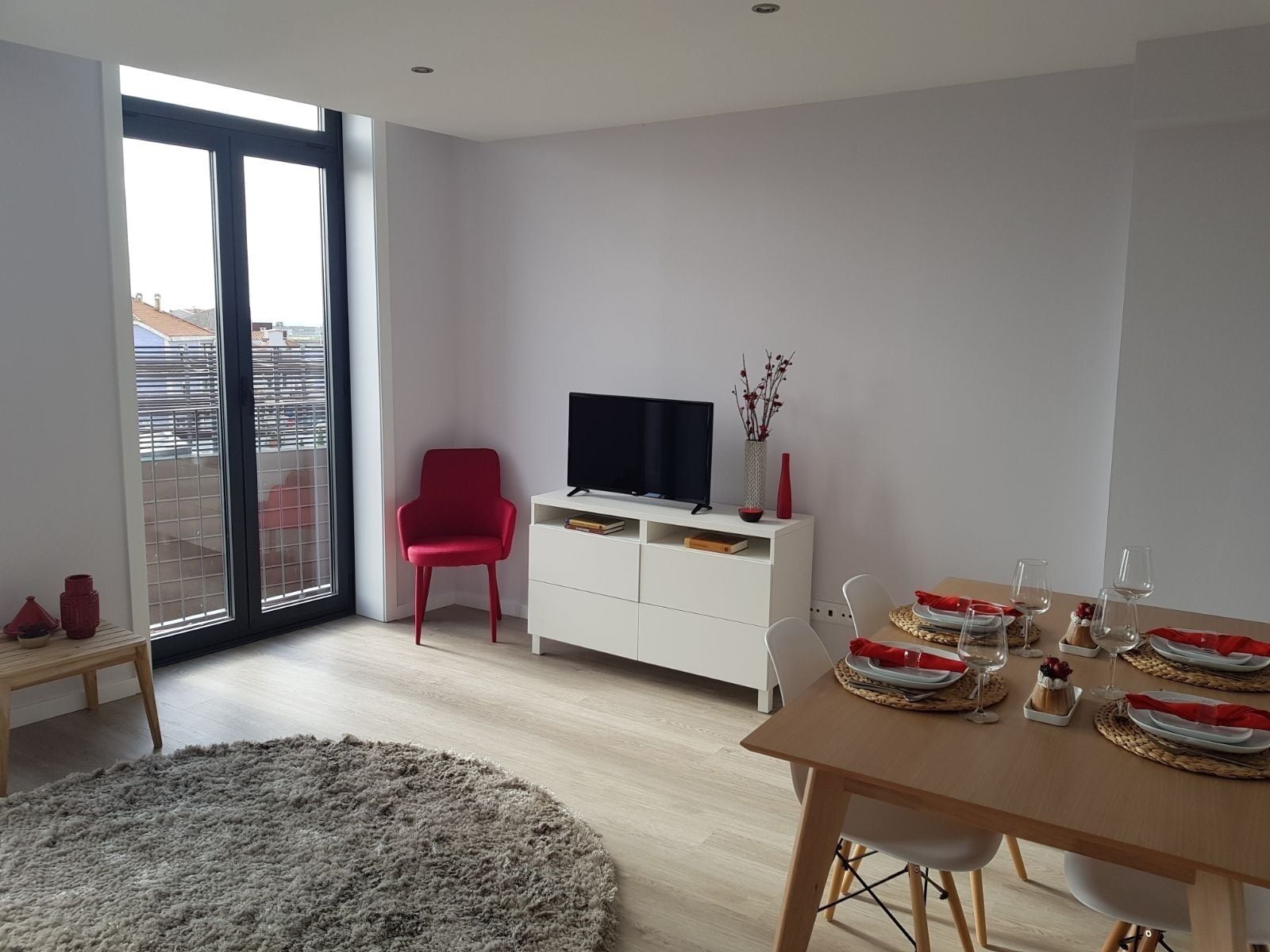 슈피리어 아파트, 시내 전망 | 다이닝