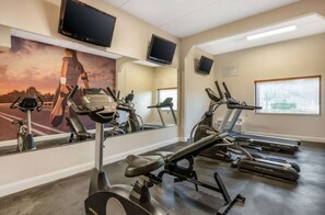 Fitness facility - Relaxing Room by I-64 | Indoor Pool Access & Complimentary Breakfast & Parking (Jefferson County)