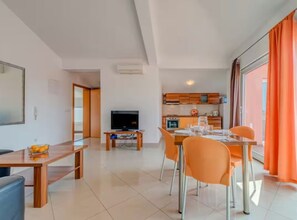 Dining - Mise Holiday Apartments - Two bedroom apartment III (Kastel Gomilica)