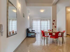 Dining - Mise Holiday Apartments - Two bedroom apartment IV (Kastel Gomilica)
