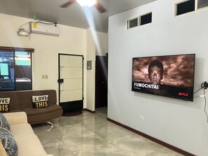 TV - Complete house perfect for relaxing stays (Lourdes, Colon)