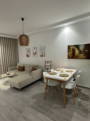 Apartment, 1 Bedroom, Smoking, Balcony | Dining - Cozy Apartment Very Close to the Beach (Hammamet)