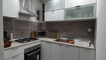 Apartment, 1 Bedroom, Smoking, Balcony | Interior