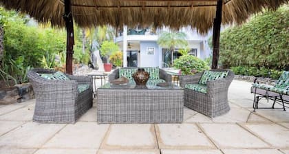 Room-casamyra American Gourmet Breakfast