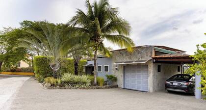 Room-casamyra American Gourmet Breakfast