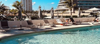 MARINA CONDO CORAZON