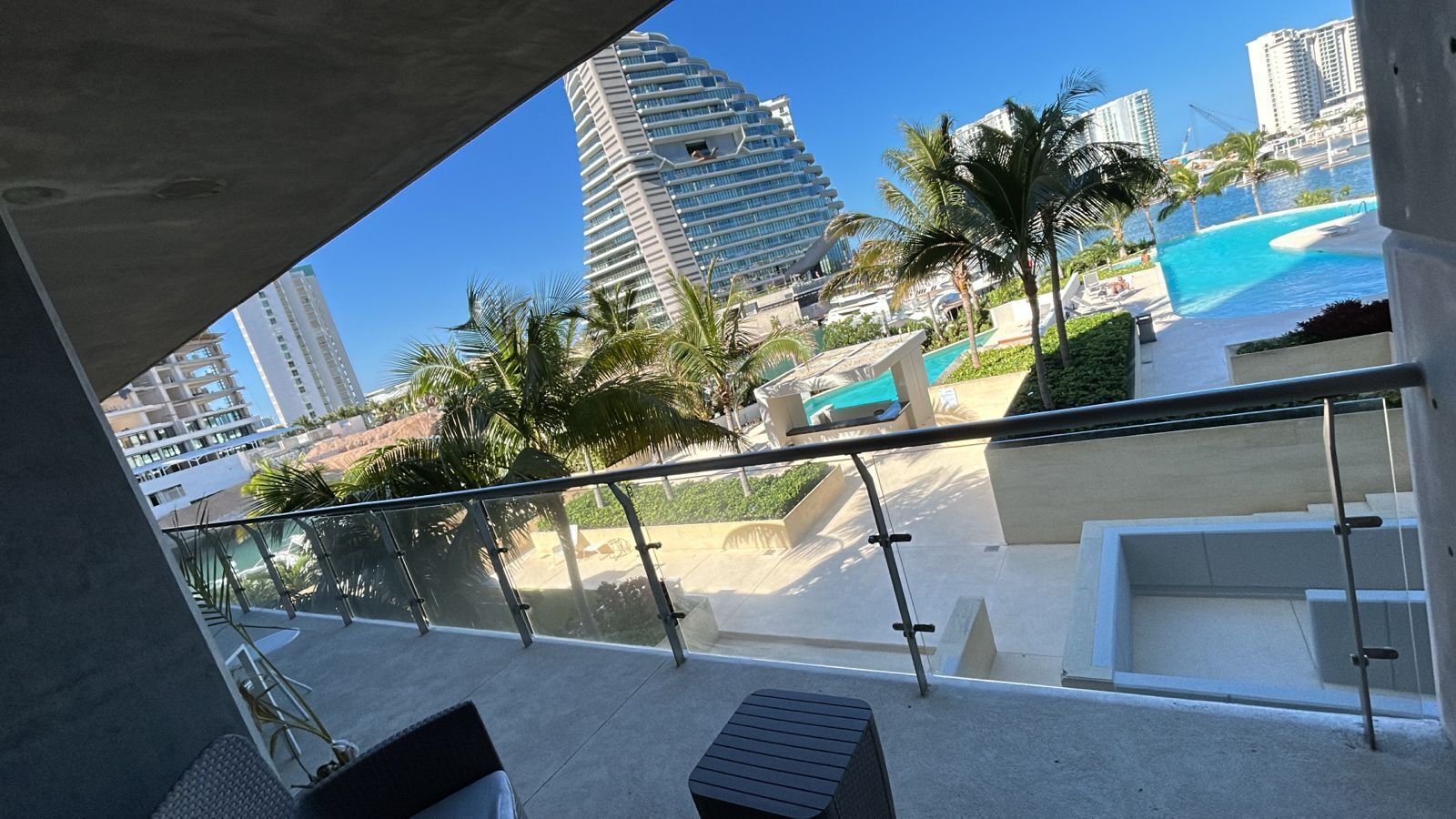 Signature Condo, Sea View | Property grounds