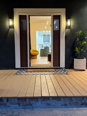 Exterior detail - The Whiskey Peach: Speakeasy Retreat: 2BR 1BA (Mobile)