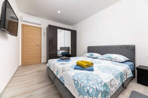 3 chambres, Wi-Fi gratuit, draps fournis