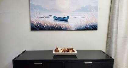 Charming & Fully Furnished 2BR with Office only steps from Albany Medical Center