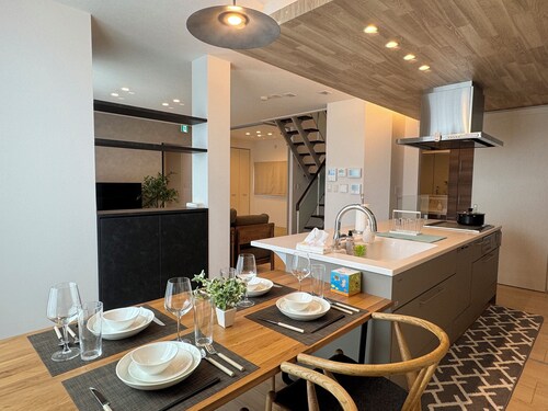 Akikawa Mashiki 2 | 15 mins to Airport | Steel-Frame 4BR | Up to 7 Guests