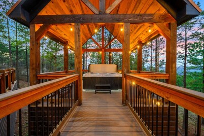 Swimming Beaver Mansion · Indoor Pool Year-Round, Sleeps 28, Game Room, Views!