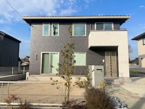 Exterior - Akikawa Miyoshi 3 | 20 min to TSMC | Entire 4LDK House | Up to 5 Guests (合志市)