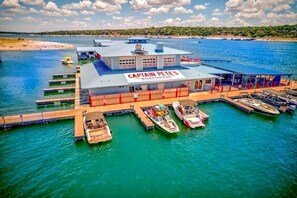 Marina - Resort-Style Home, Epic Game Room! Access to Lake, Pool, Pickleball, Gym, More! (Leander)