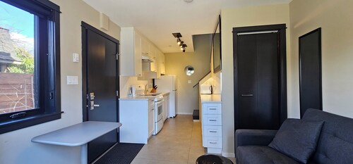 Trout Lake Vancouver Urban Coach House