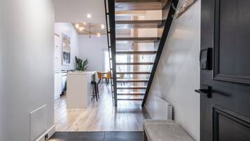 Apartment, Balkon, Bergblick