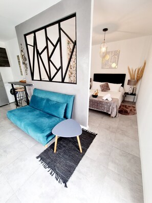 Room - Accommodation between Bonifacio and Porto-Vecchio (Figari)