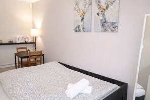 1 bedroom, free WiFi, bed sheets