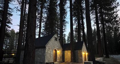 Lovely 3-bedroom cottage in South Lake Tahoe perfect for your getaway