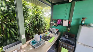 Comfort Tent, Mountain View | Shared kitchen facilities