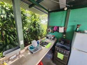 Comfort Tent, Mountain View | Shared kitchen facilities