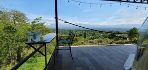 Lều Deluxe, quang cảnh núi | Khu ẩm thực ngoài trời