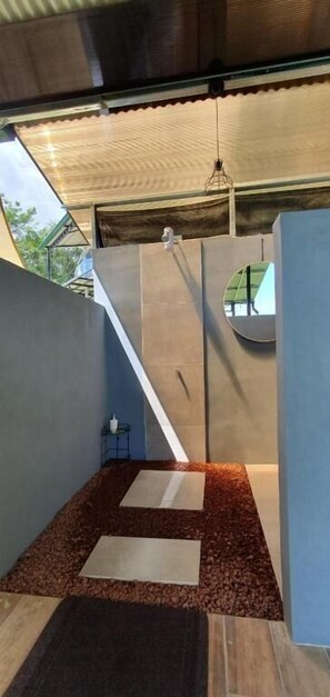 Deluxe-telttamajoitus, vuoristonäköala | Kylpylä