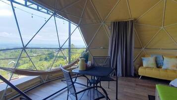 Tält Deluxe - utsikt mot bergen | Interiör