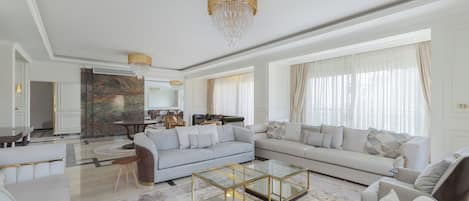 Luxury Villa, 6 Bedrooms, Private Pool | Living area