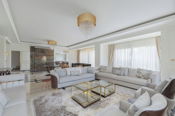 Luxury Villa, 6 Bedrooms, Private Pool | Living area