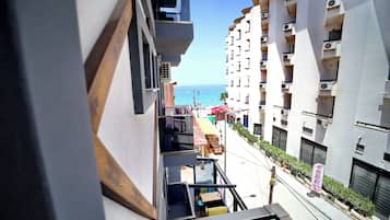 Chambre Double Classique, vue mer | Enceinte de lâhĂ©bergement