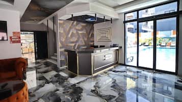 Classic-Doppelzimmer, Meerblick | Lobby