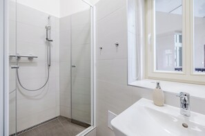 Bathroom - Perfect 1-bedroom apartment in the heart of Hlavní město Praha (Hlavní město Praha)