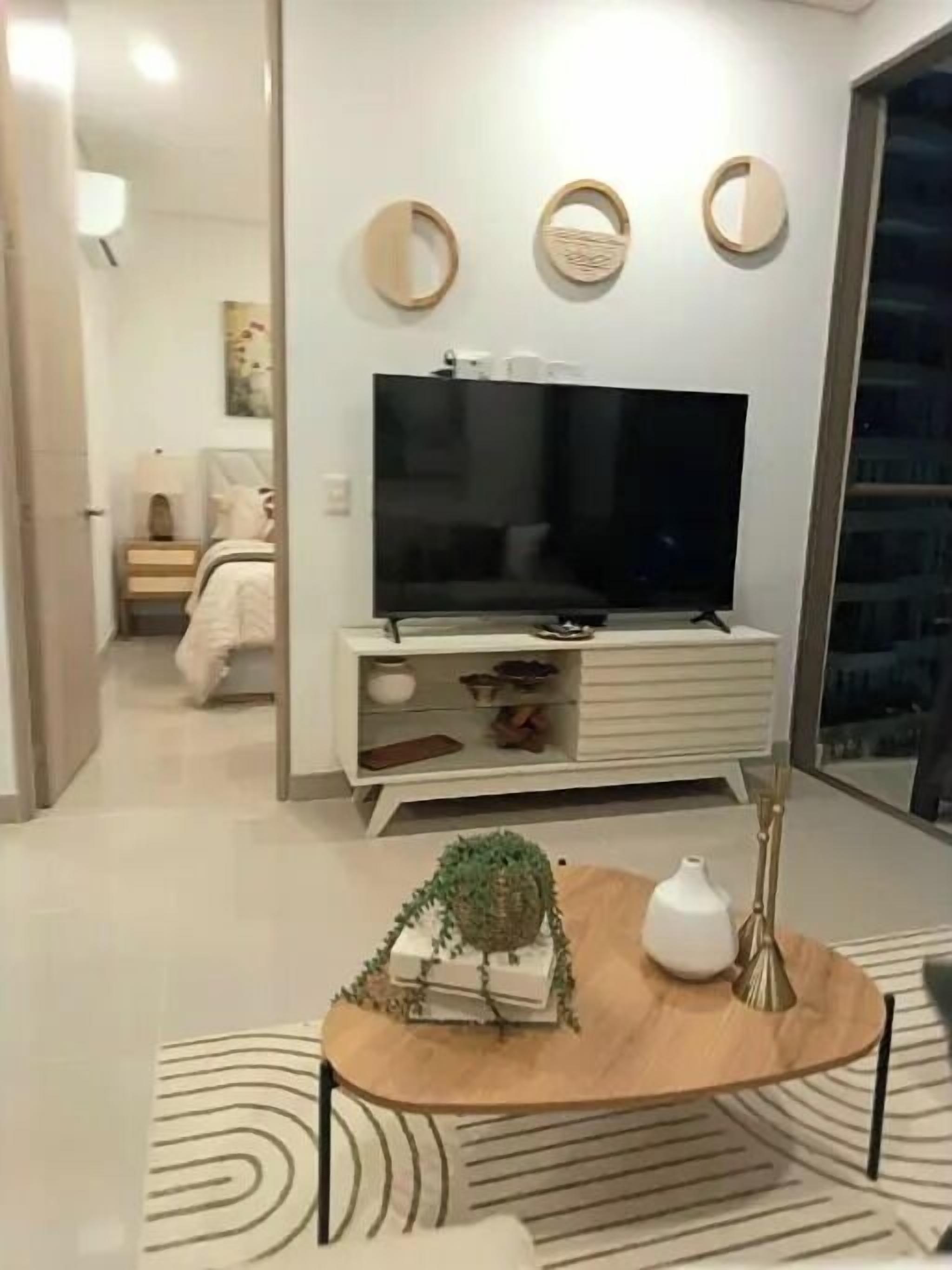 3 slaapkamers, een bureau, een strijkplank/strijkijzer, gratis wifi