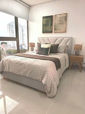 3 chambres, bureau, fer et planche à repasser, Wi-Fi gratuit
