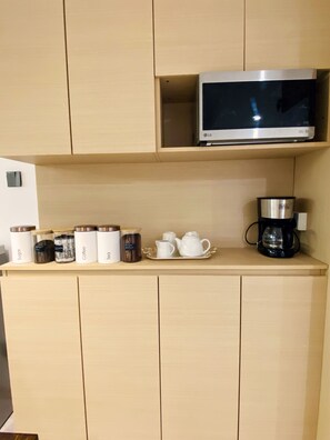 Interior - Executive 2BR Kileleshwa | Pool, Gym, Balcony, Bay Window Retreat (Nairobi)