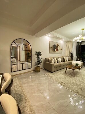 Living area - Executive 2BR Kileleshwa | Pool, Gym, Balcony, Bay Window Retreat (Nairobi)