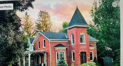 The Robert Scott Residence - Timeless Elegance